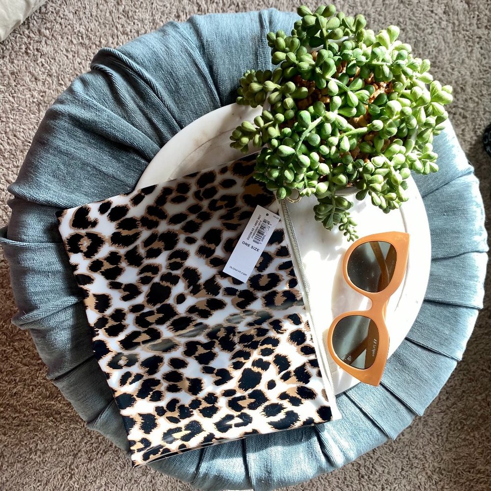 old navy leopard zip pouch